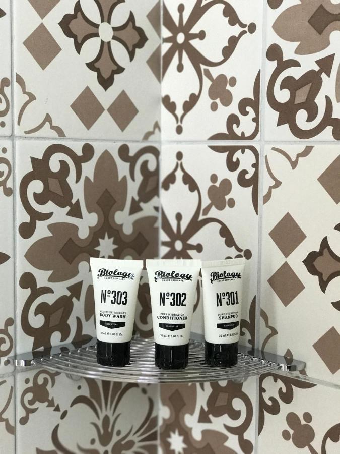 Hotel Indigo Singapore Katong By Ihg Ngoại thất bức ảnh A selection of hair care products by the company.
